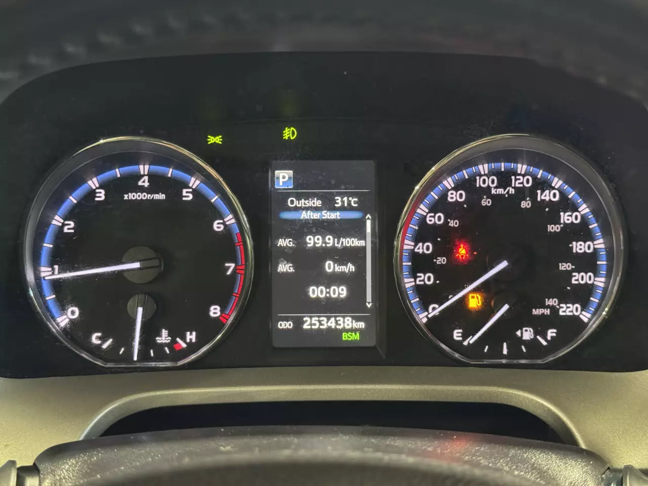 TOYOTA RAV4 XLE 2017