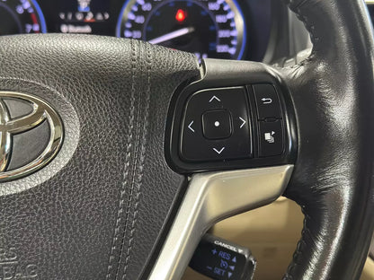 TOYOTA HIGHLANDER XLE 2015