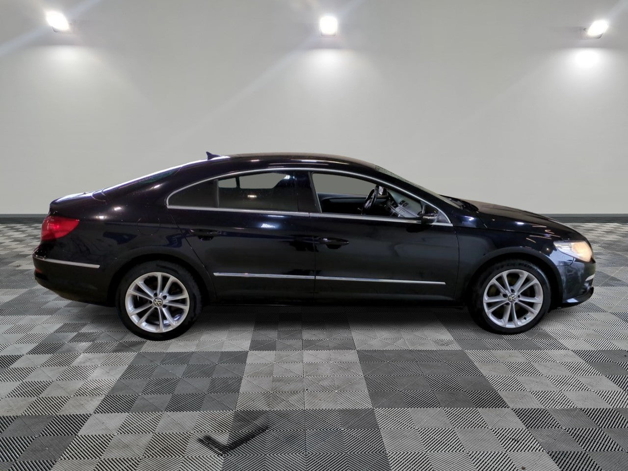 VOLKSWAGEN PASSAT CC 2010