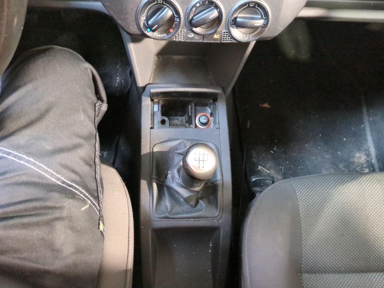 VOLKSWAGEN POLO 2009