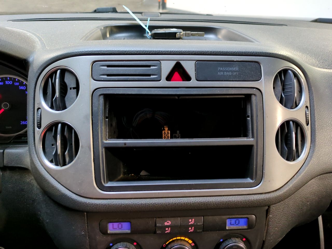 VOLKSWAGEN TIGUAN 2013