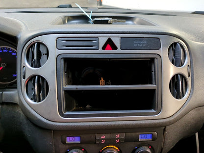 VOLKSWAGEN TIGUAN 2013