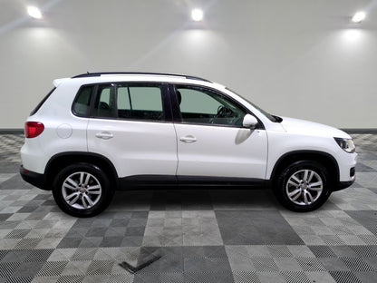 VOLKSWAGEN TIGUAN 2012