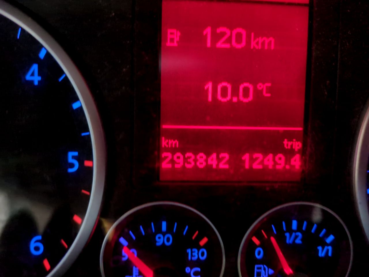 VOLKSWAGEN TIGUAN 2013