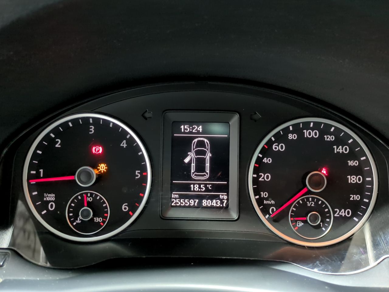 VOLKSWAGEN TIGUAN 2012