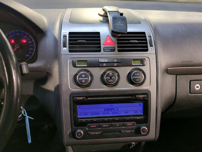 VOLKSWAGEN TOURAN 2009