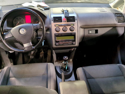 VOLKSWAGEN TOURAN 2009