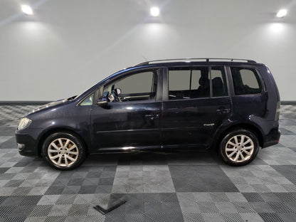 VOLKSWAGEN TOURAN 2009