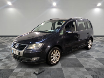 VOLKSWAGEN TOURAN 2009