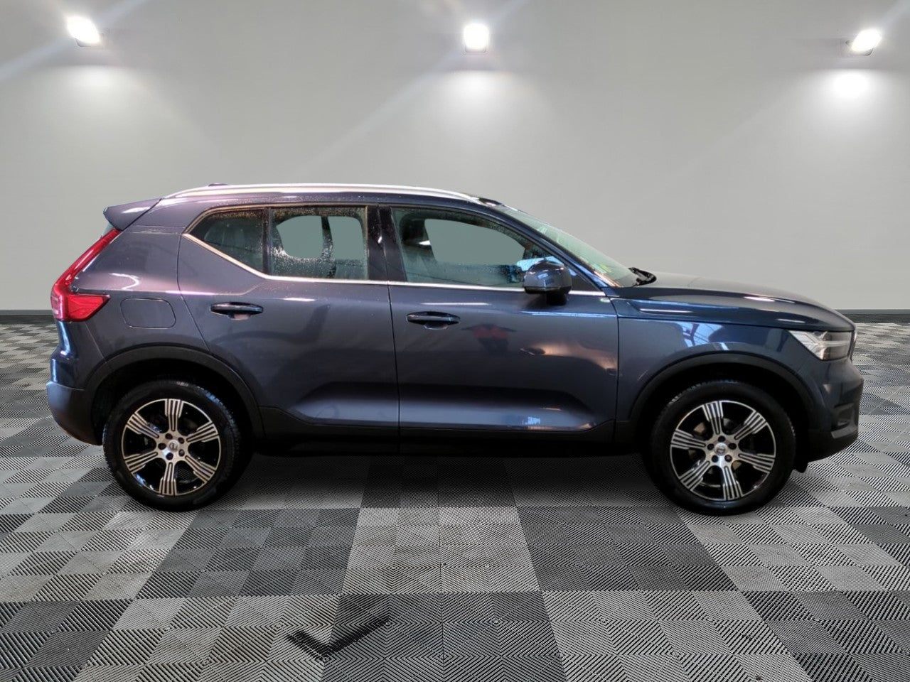 VOLVO XC40 2019