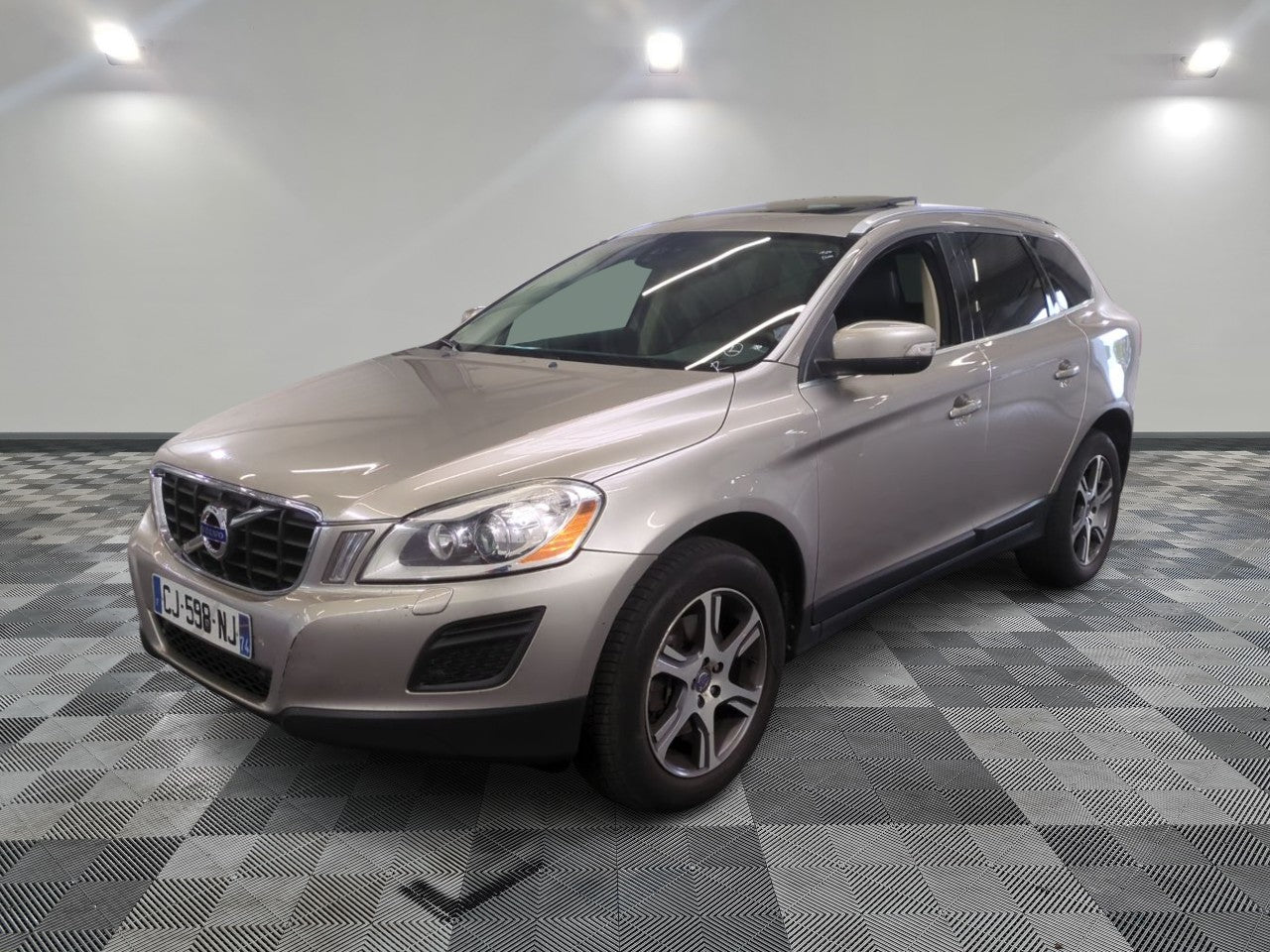 VOLVO XC60 2012