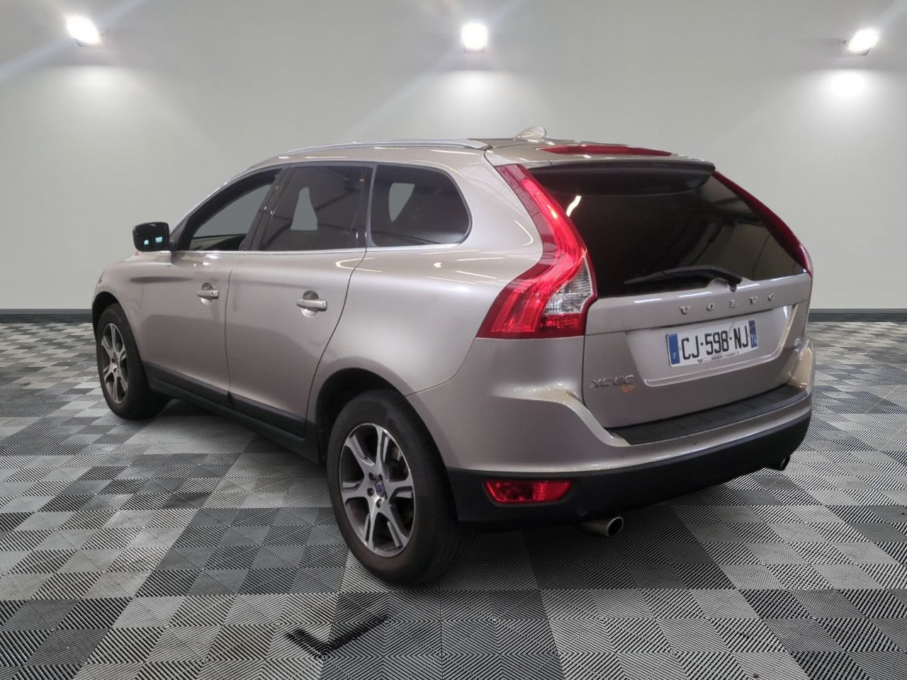 VOLVO XC60 2012