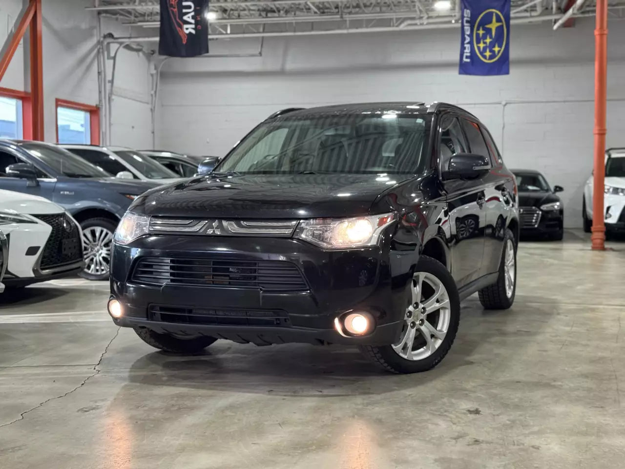 MITSUBISHI OUTLANDER 2014