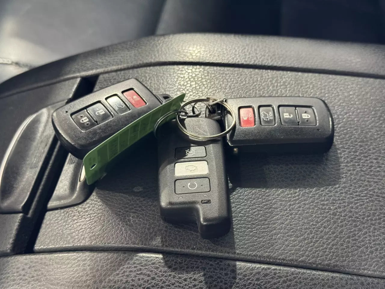 TOYOTA HIGHLANDER XLE 2016