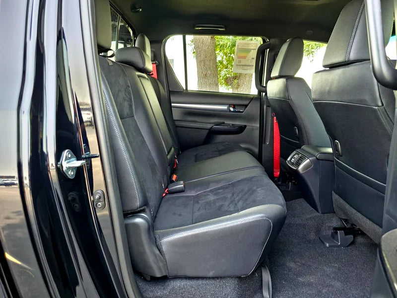 TOYOTA HILUX GR SPORT 2.8 2025