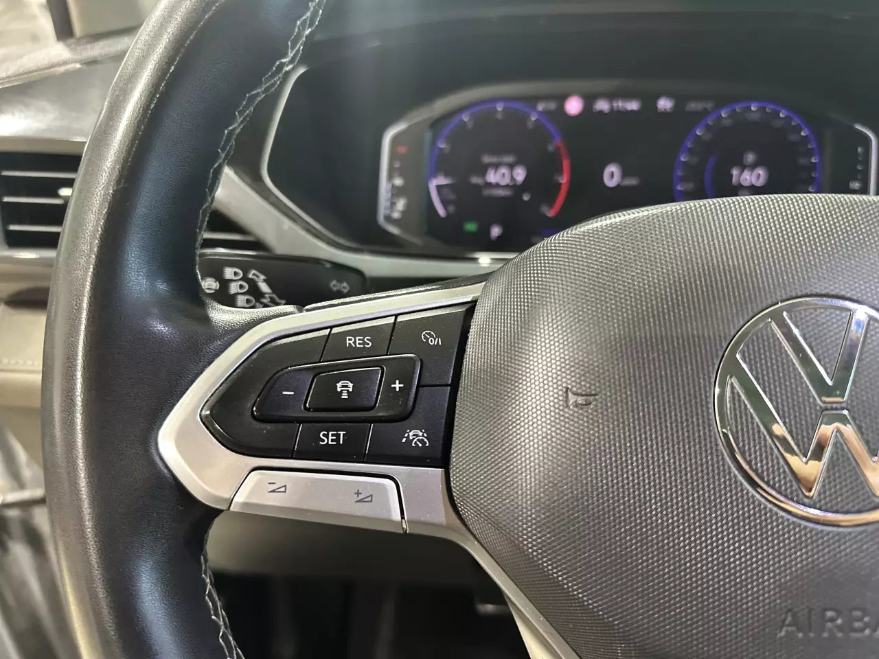 VOLKSWAGEN TAOS 2022