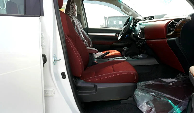 TOYOTA HILUX SR5 4.0 V6 2025