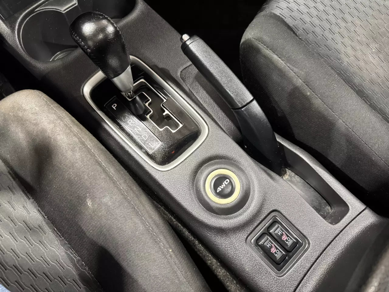 MITSUBISHI OUTLANDER 2014