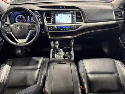 TOYOTA HIGHLANDER XLE 2016