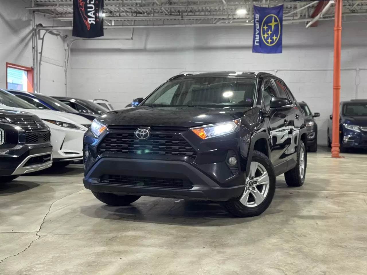 TOYOTA RAV4 XLE 2019