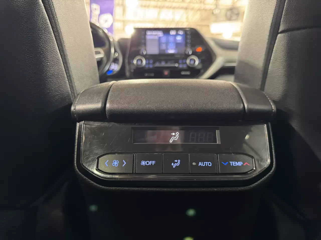 TOYOTA HIGHLANDER XLE 2021 HYBRIDE