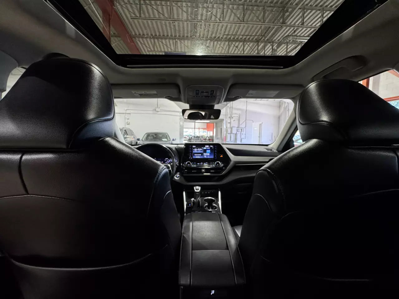 TOYOTA HIGHLANDER XLE 2021