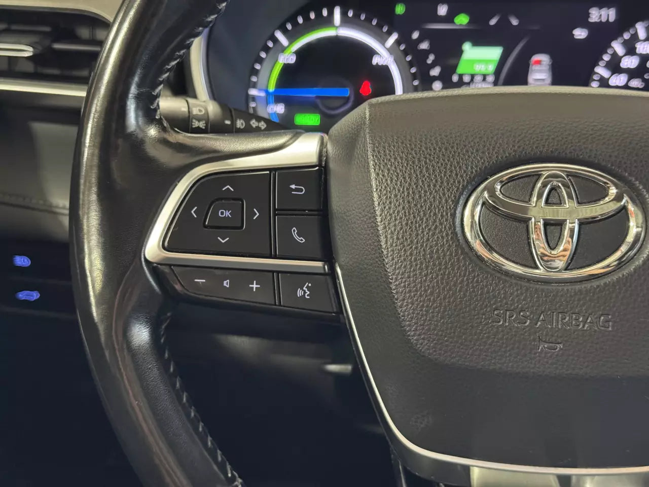 TOYOTA HIGHLANDER XLE 2021 HYBRIDE