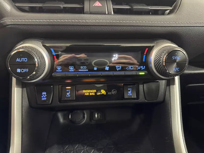 TOYOTA RAV4 XLE 2019