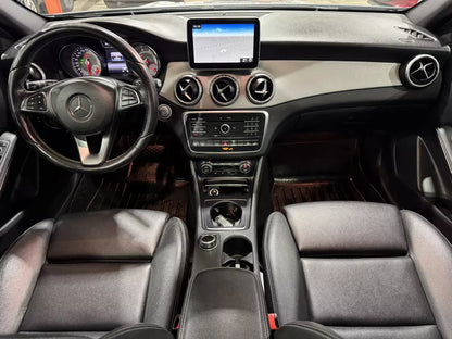 MERCEDES-BENZ GLA 2016