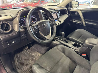 TOYOTA RAV4 XLE 2017