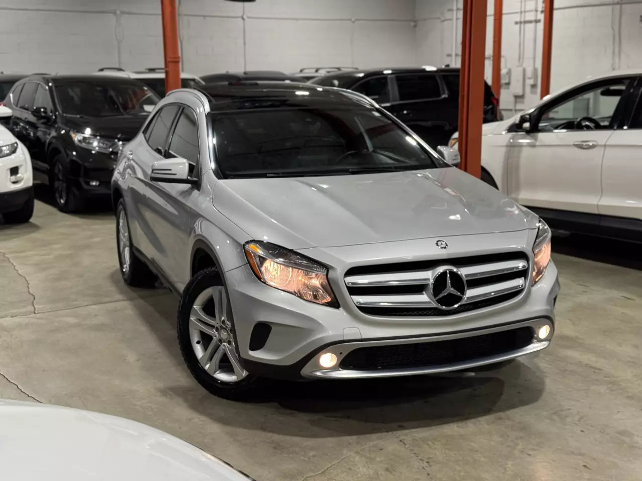 MERCEDES-BENZ GLA 2016