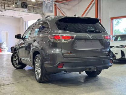 TOYOTA HIGHLANDER XLE 2016