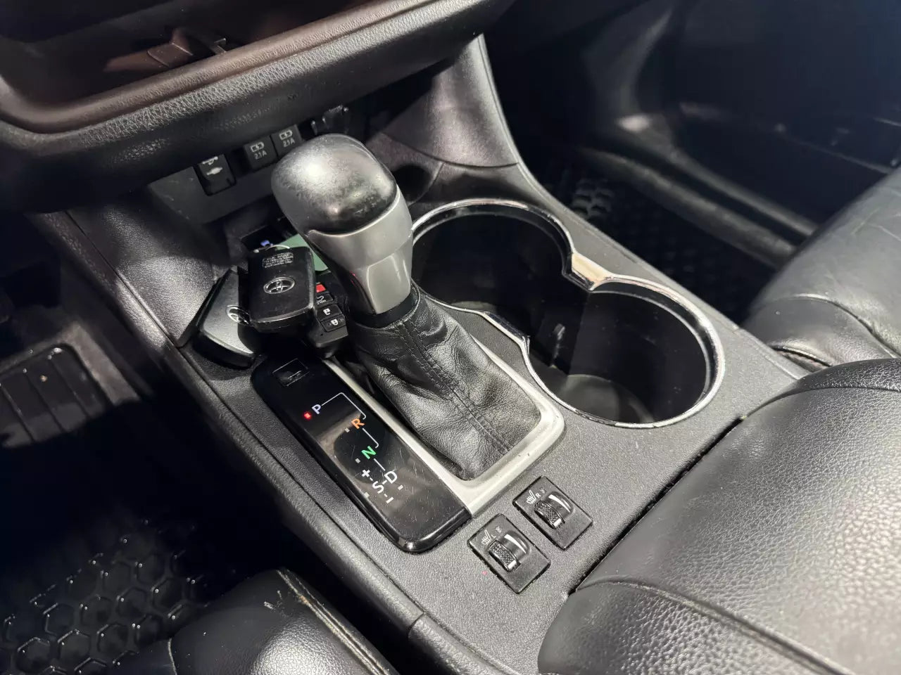 TOYOTA HIGHLANDER XLE 2019