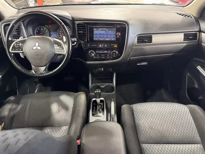 MITSUBISHI OUTLANDER 2014