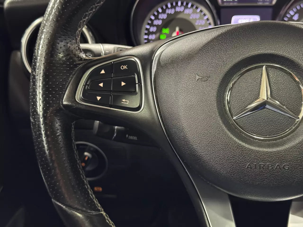 MERCEDES-BENZ GLA 2016