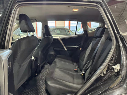 TOYOTA RAV4 LE 2016