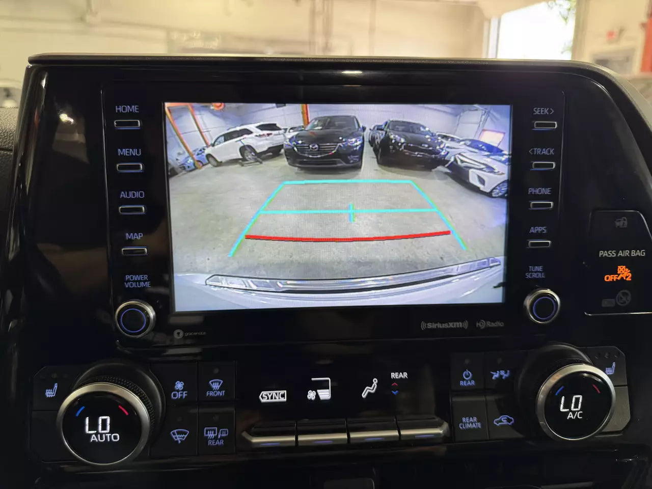 TOYOTA HIGHLANDER XLE 2021 HYBRIDE